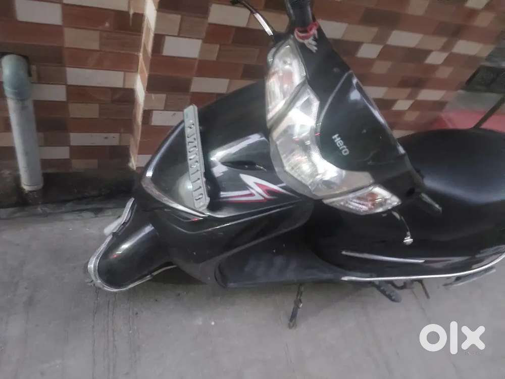 Selling scooty