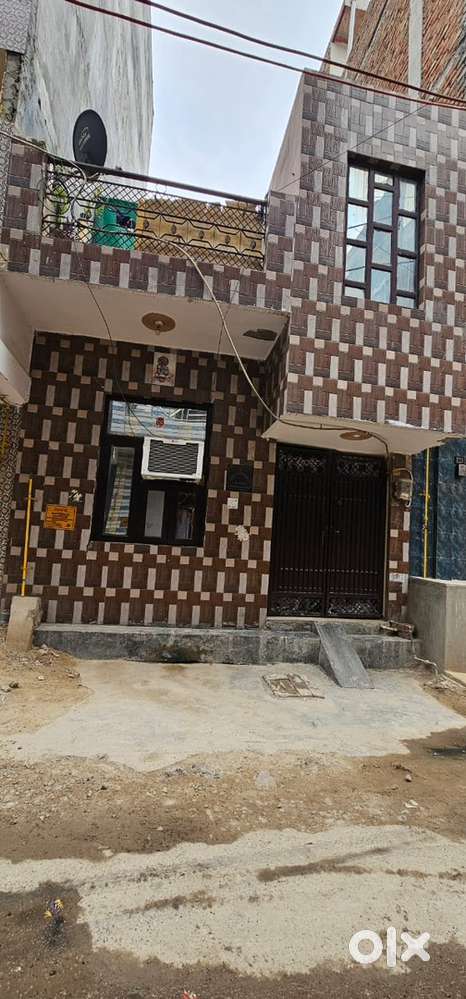 50 Gaj independent house in Mohan Garden