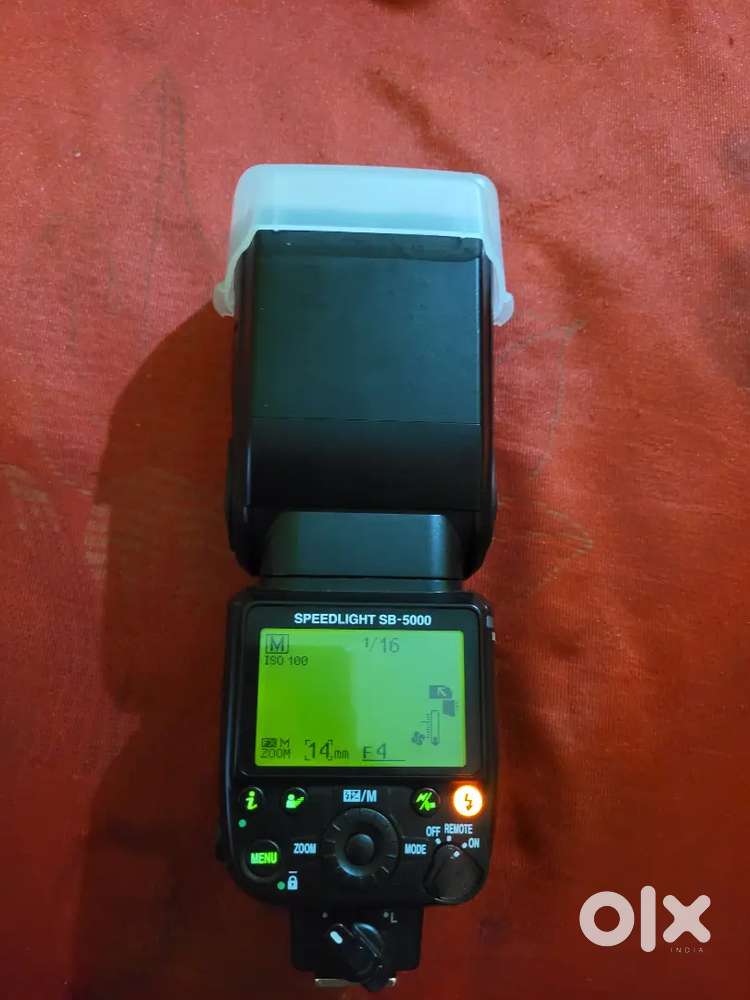 falsh nikon sb 5000 urgently sell under warranty ase