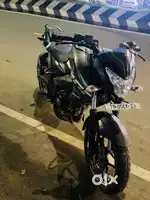 Pulsar NS200 good  condition Single owner low km r