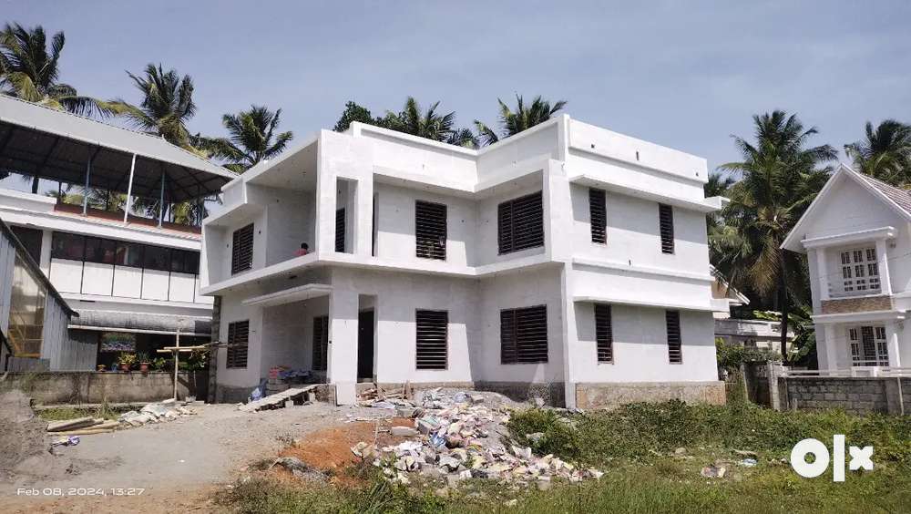 2500 villa for sale in Thrissur