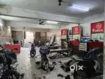 2500 sqft Daliganj Main Road Workshop on Rent
