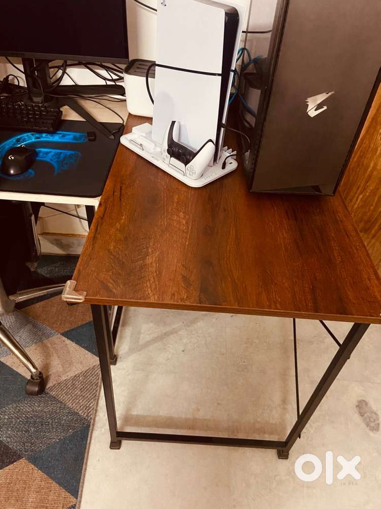 computer table