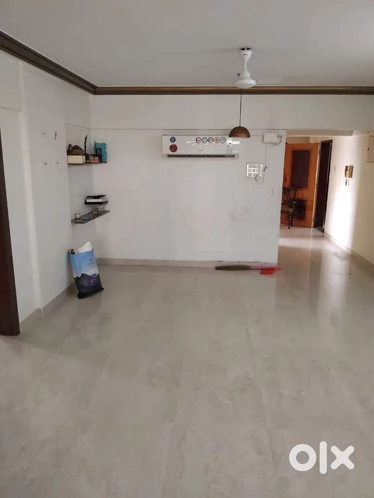 3 BHK FOR SALE – BANDRA WEST