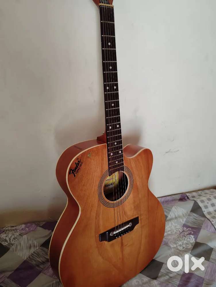 Electro acoustic guitar