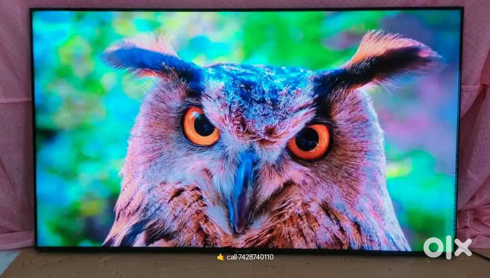 4k UHD 42inch smart led•tv dolby sound ultra clean dotless display