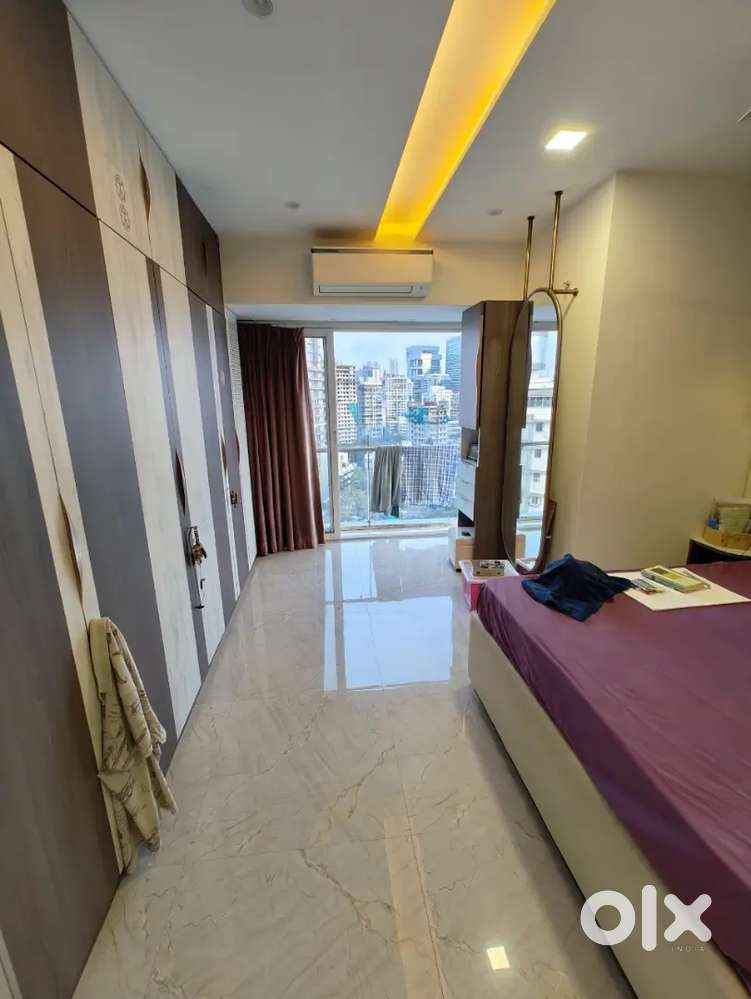 Looking roommates Just 5 minutes away from kurla station east