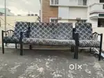 Sofa set and Teapoi