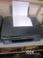 Canon G2000