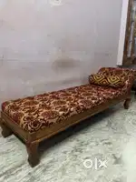 Divan sofa