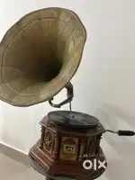 Vintage Gramaphone showpiece