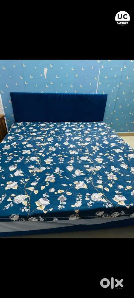 Bed king size