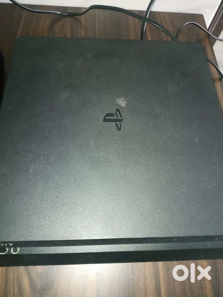 PS4 Slim 1TB
