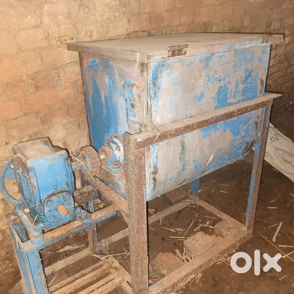 Rs 35000। Detergent mixture machine