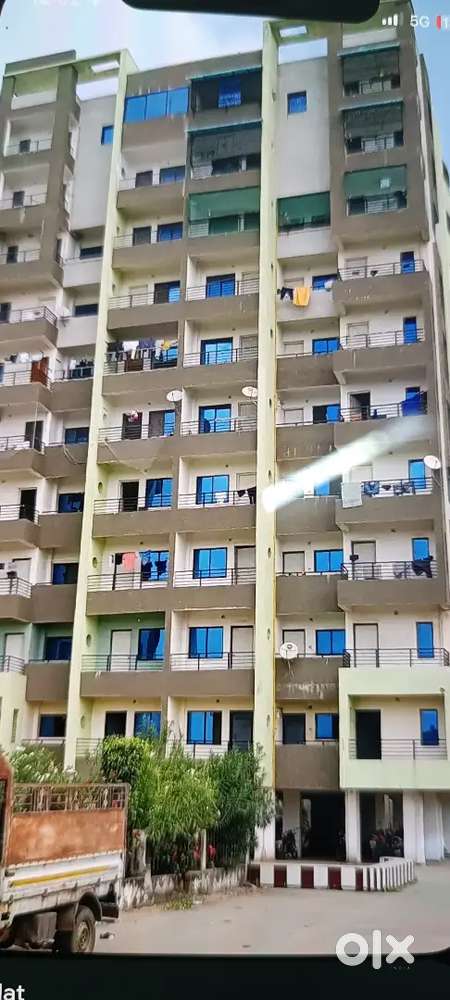 Short distance from Narmada chokdi