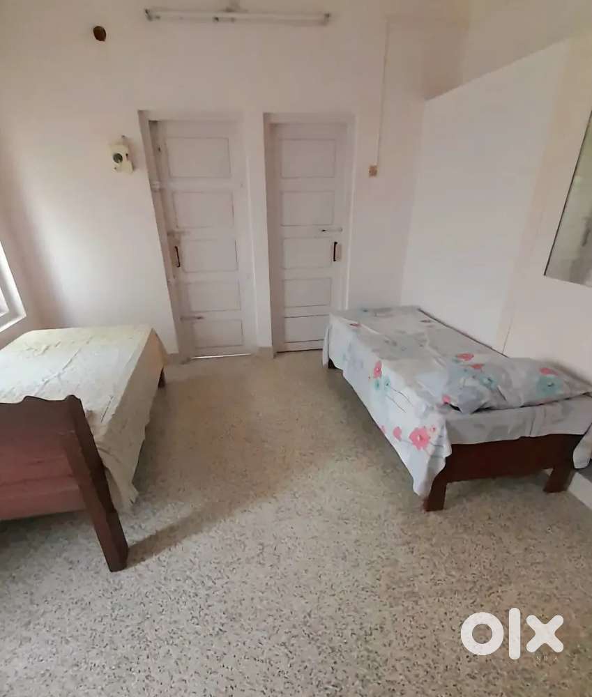 Homely Stay for Female