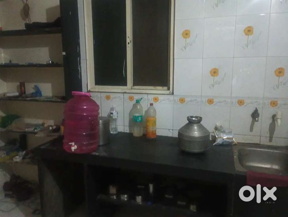 Searching for room patner bahlers for male