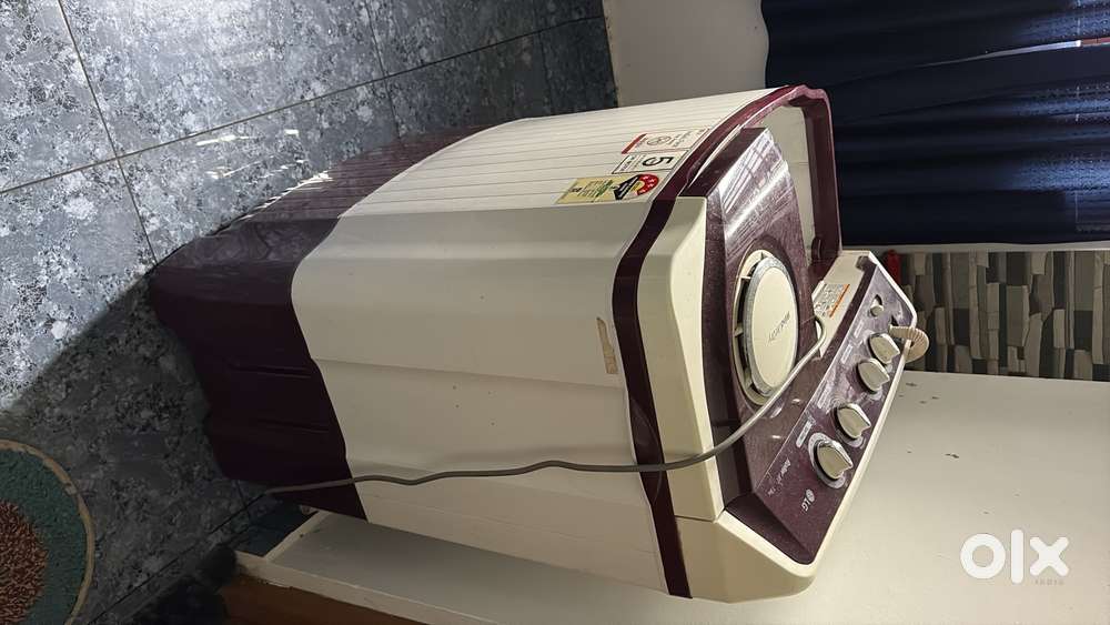 LG Roller Jet 7.5 k g Semi-Automatic Washing Machine