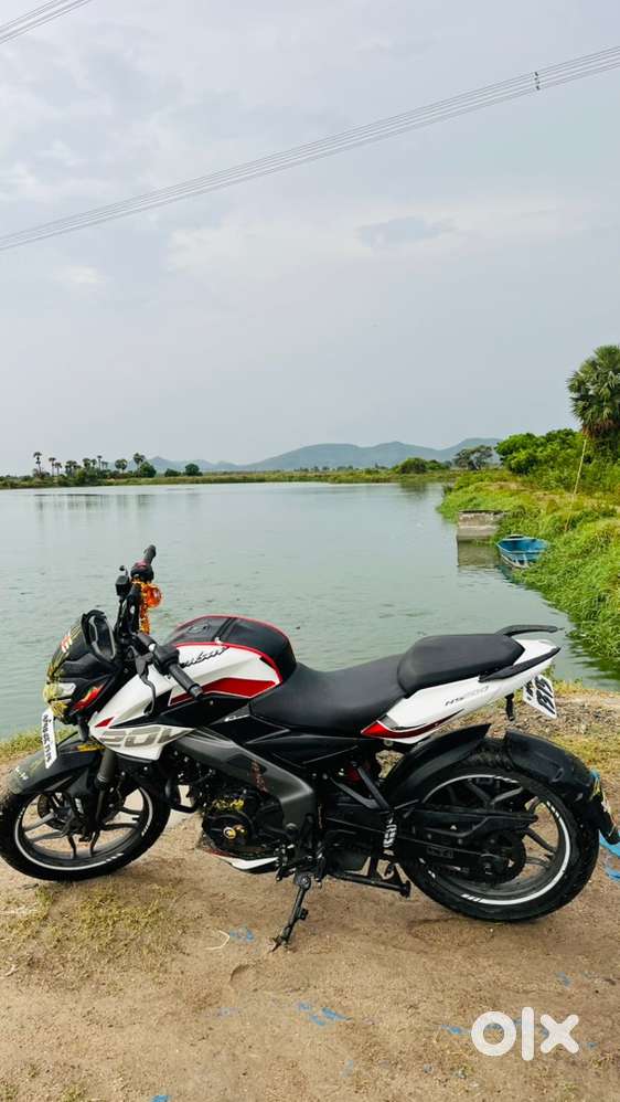 Bajaj Pulsar NS 200 (Continue finance available)