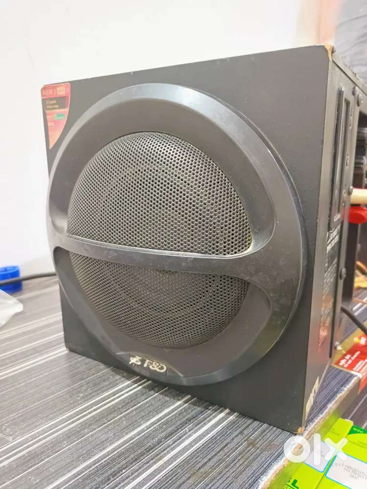 F&d 2.1 home theatre with blutooth Connect and heavy base