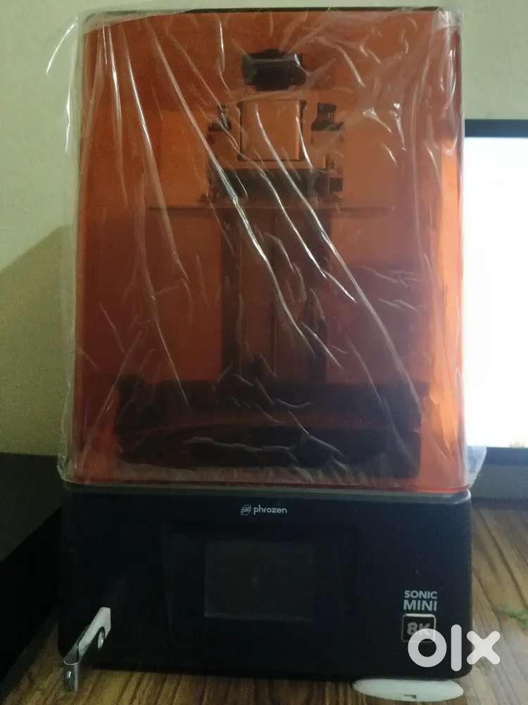 CAM Machine Phrozen sonic mini 8 k LCD resin 3d printer 2 month used