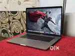 Apple Macbook Pro i7/32/1TB 5.5GB Graphics Touchbar 15inch Retina