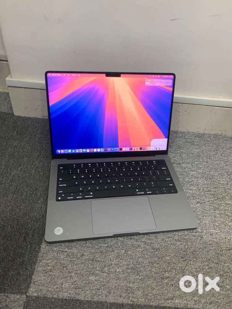 Apple MacBook Pro 2023 M2 Pro Chip 16GB 512GB 14inxh Warranty