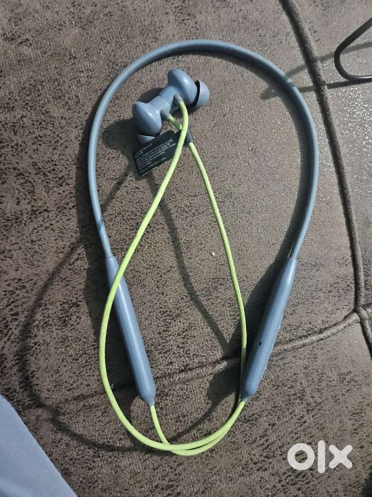 headset/ earphone( pack of two)