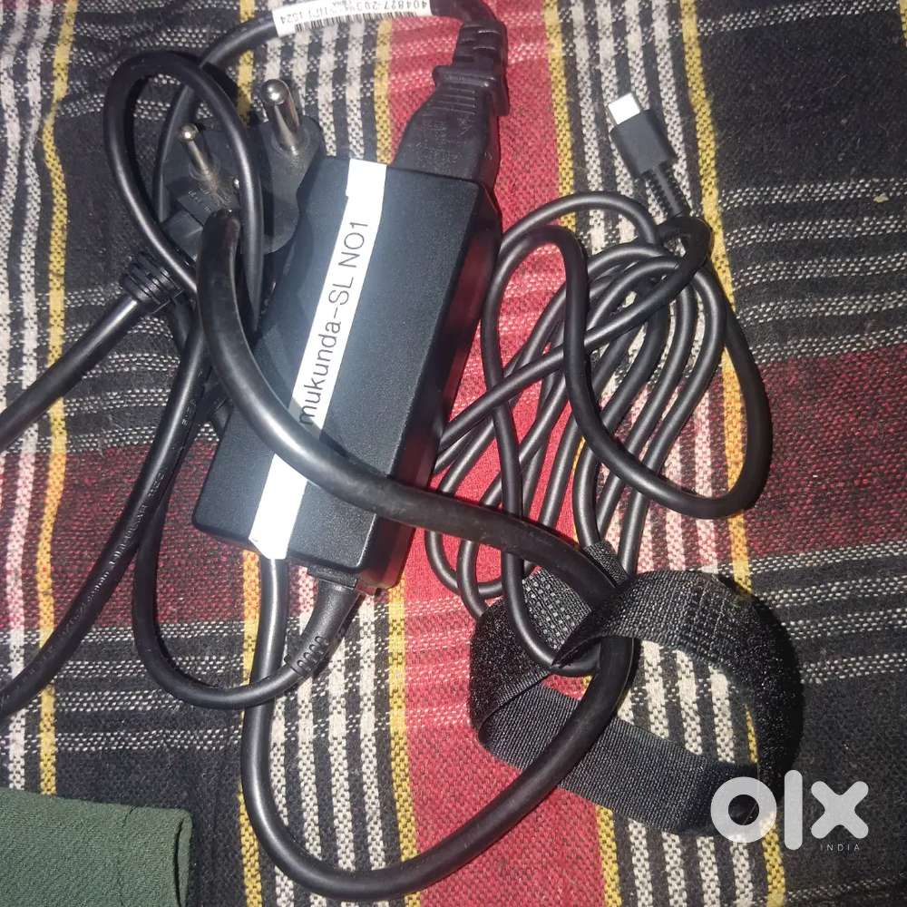 Laptop charger company hp box piece olny