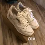 Reebok Classic “Classic Leather” Sneakers