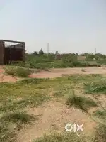 70 GAJ PLOT  TURKEY BADARKA KE BACK ME AVON DHABE SE 2 KM