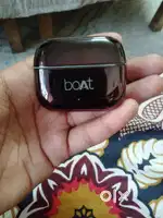 BoAt earphone