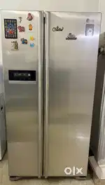 SAMSUNG 600 litres side by side double door