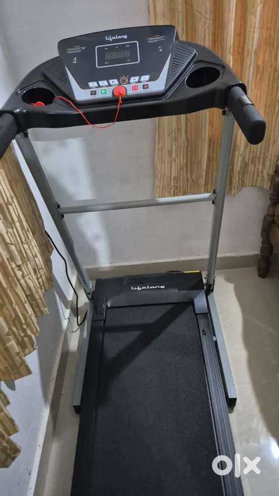 Treadmill Lifelong FitPro