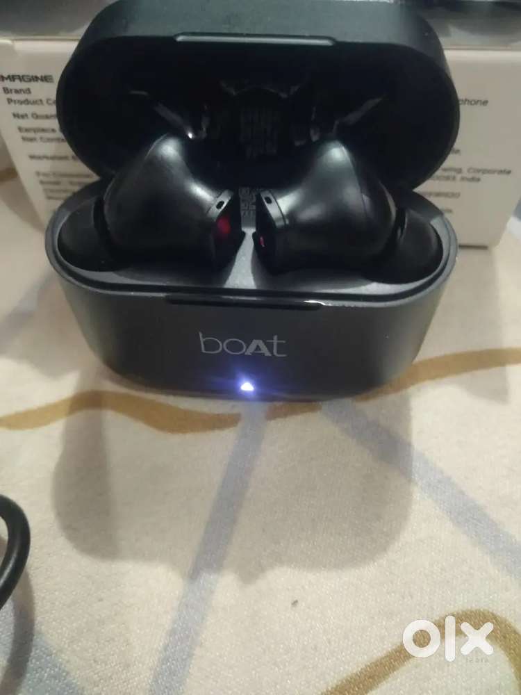 Brand new boat airdopes