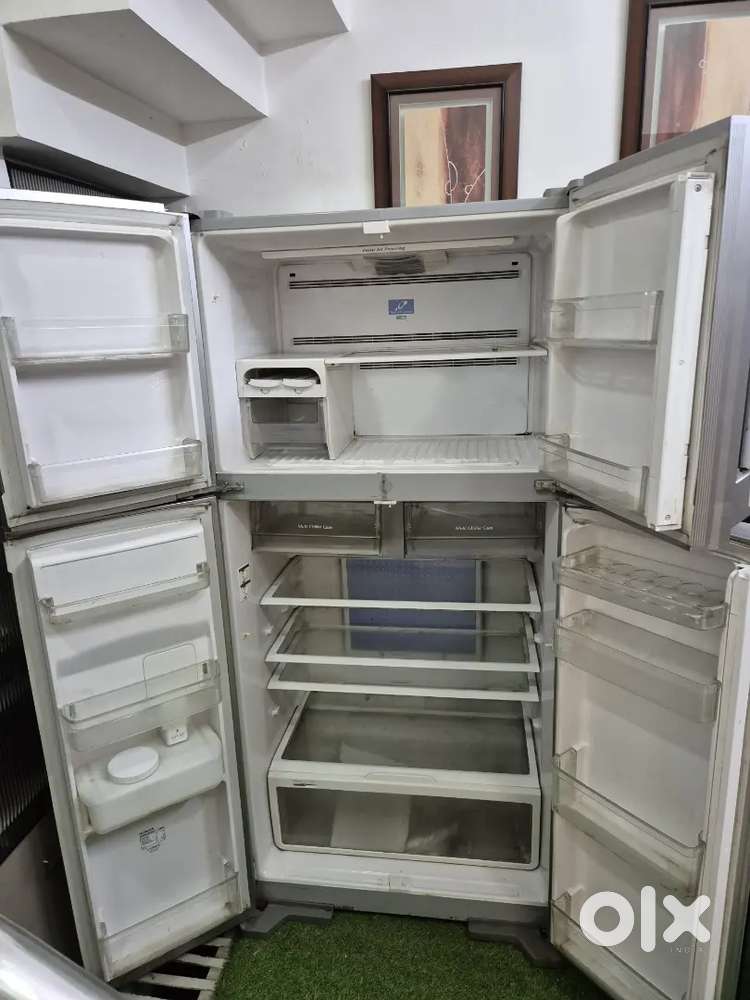 Hitachi 4 Door Fridge