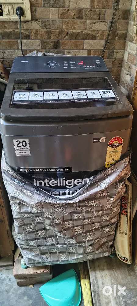 Fully automatic 2025 model 8kg hai 1 month hua h 20 yaers ki  warranty