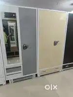 New iron steel almirah 3 ft (Gurgaon sector 6