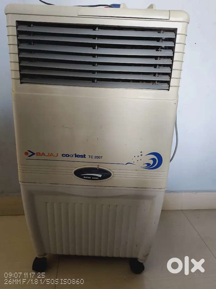 Bajaj cooler 45 Ltrs for sale, Trunk, mattress for sale
