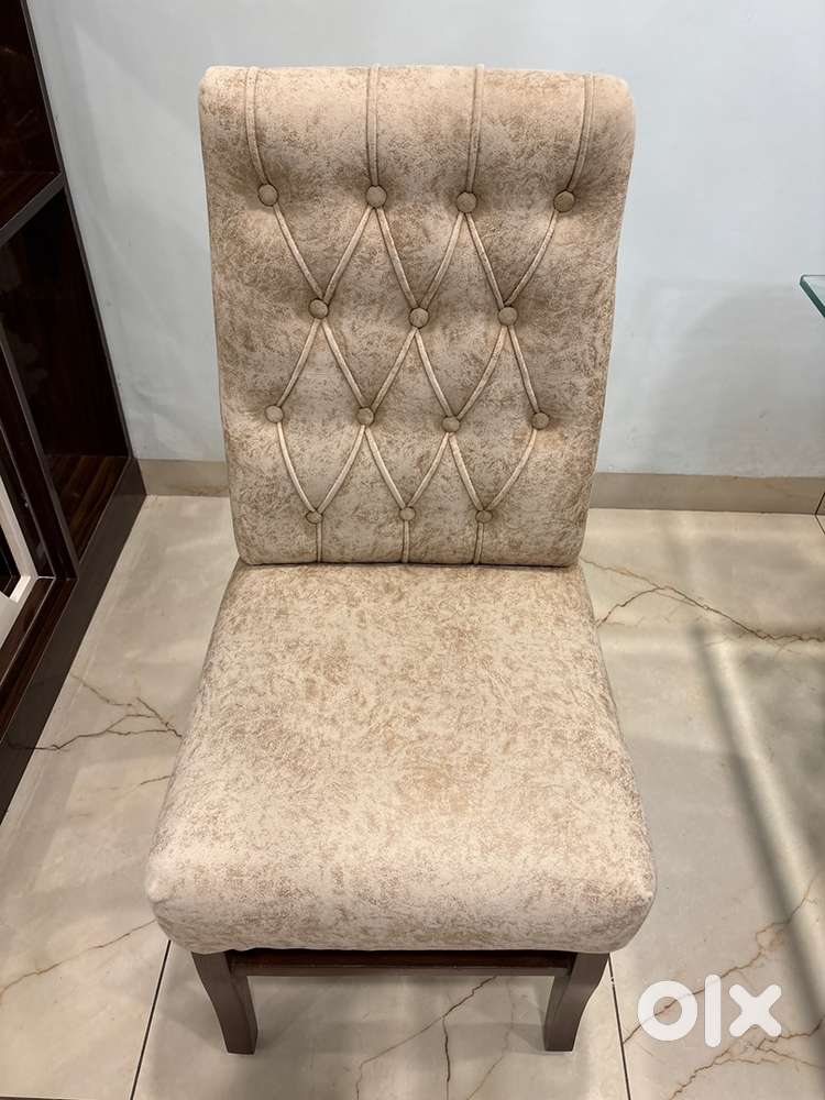 Sofa with Centre Table & Dining Table (6) Seater