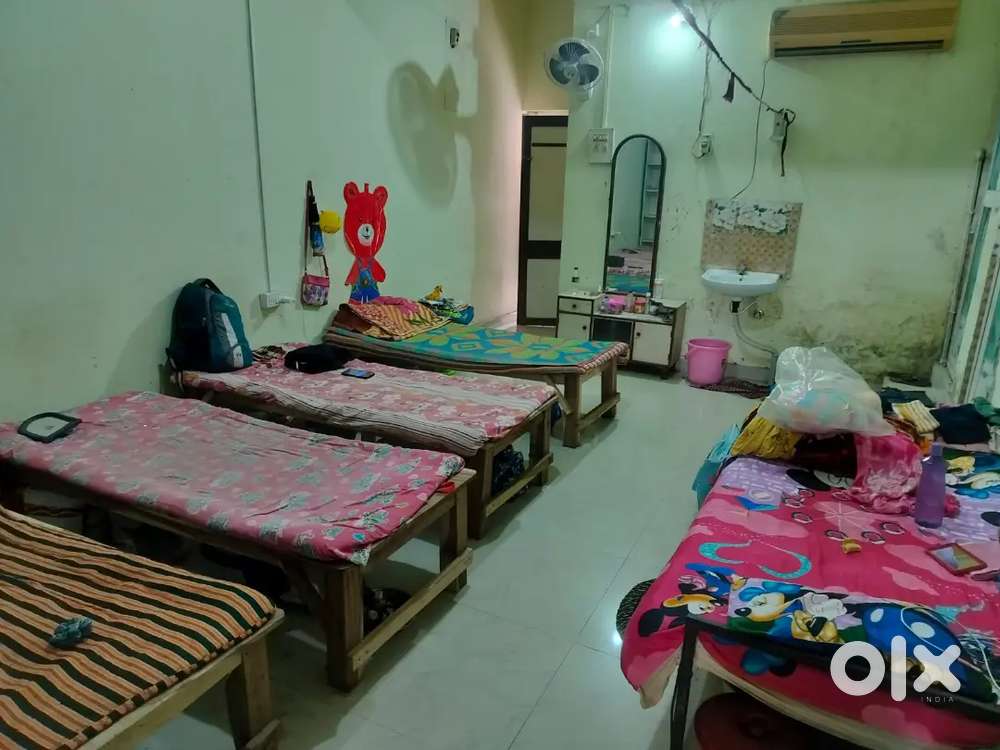 Girls pg or hostel with attached latin bathroom kitchen and inverter.