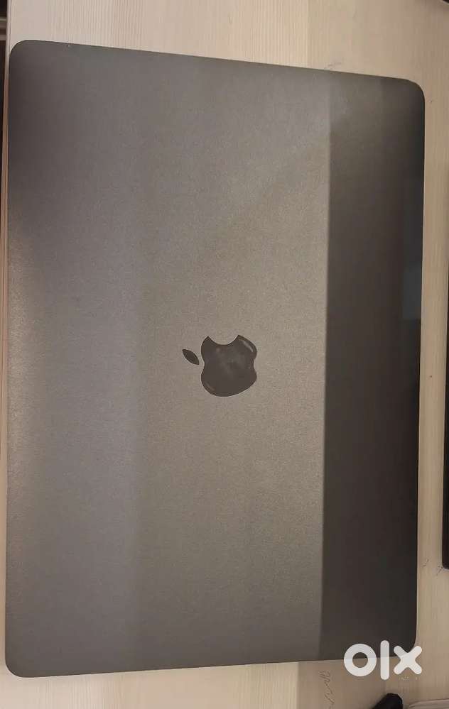 Apple macbook m2 pro