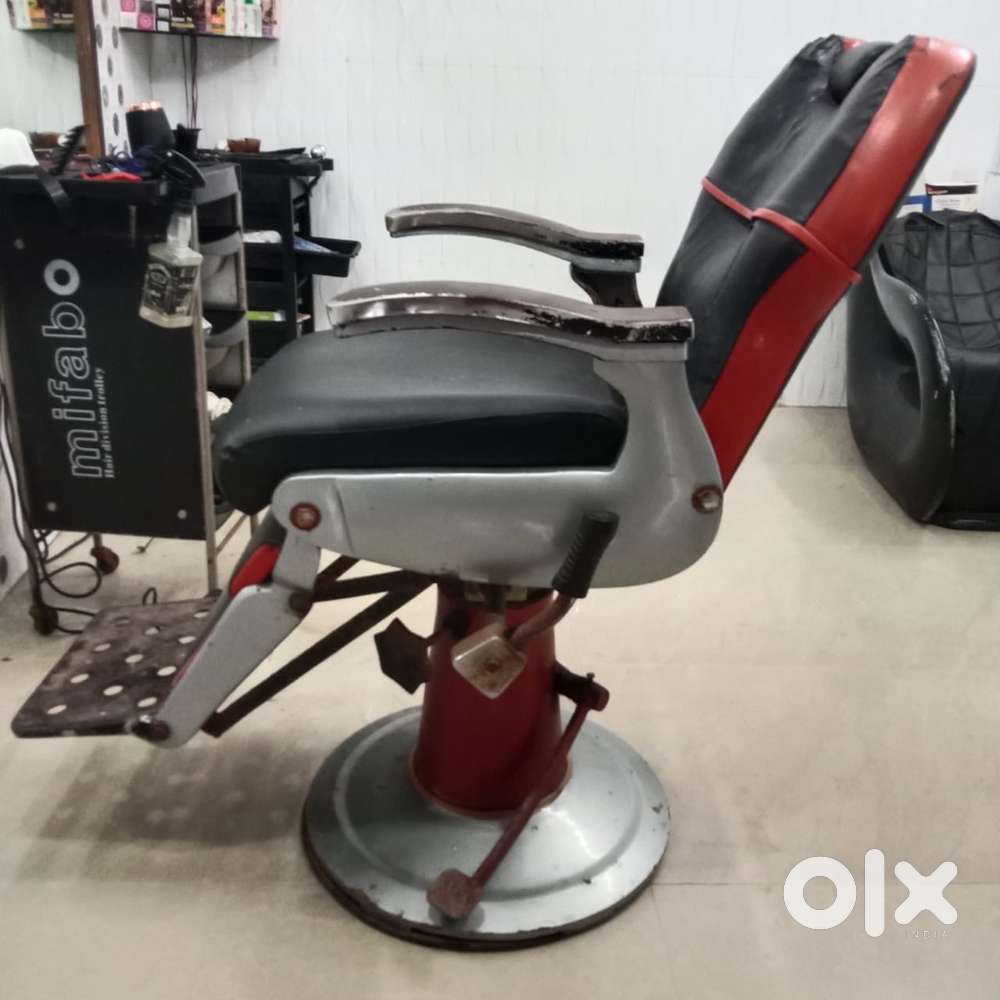 Barber chair