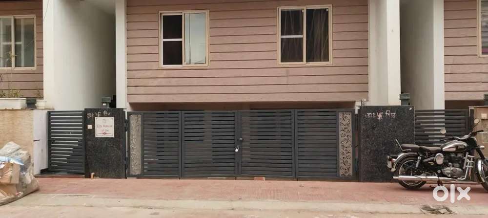 Spacious Furnished 3BHK Duplex Villa with Office & Servant Room