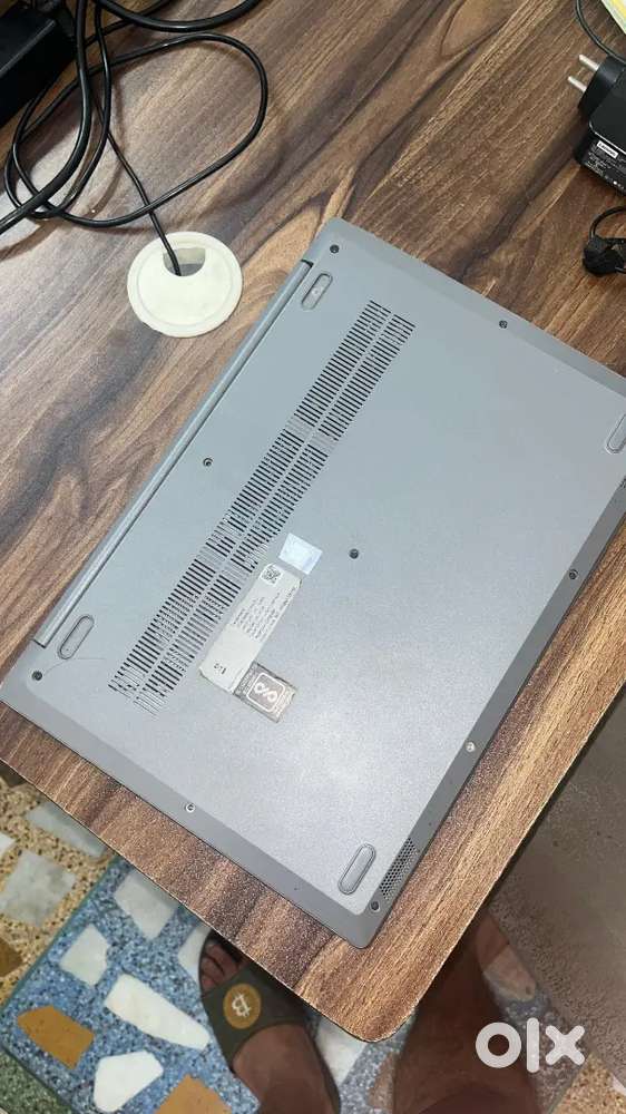 Lenovo IdeaPad slim 3