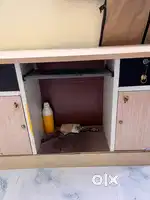 Study table / counter