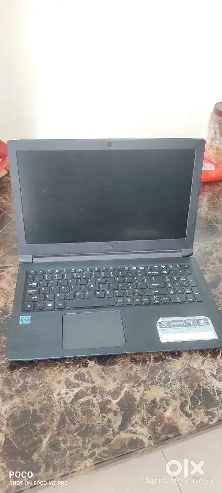 Acer Laptop Intel celeron 4gb ram, 500gb hdd, 15.6 new charger battery