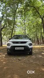 Tata Punch 1.2 Revotron Creative Dual Tone, 2022, Petrol