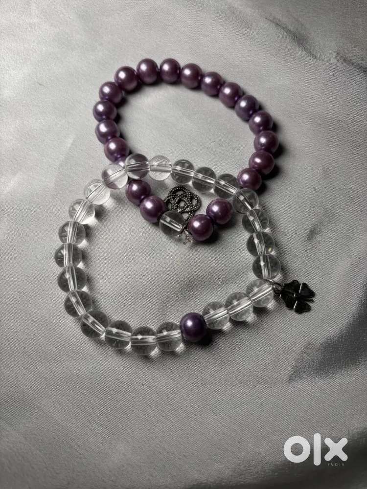 Beads bracelet with charm