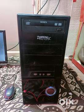 Desktop PC for sale few years old for home purposes